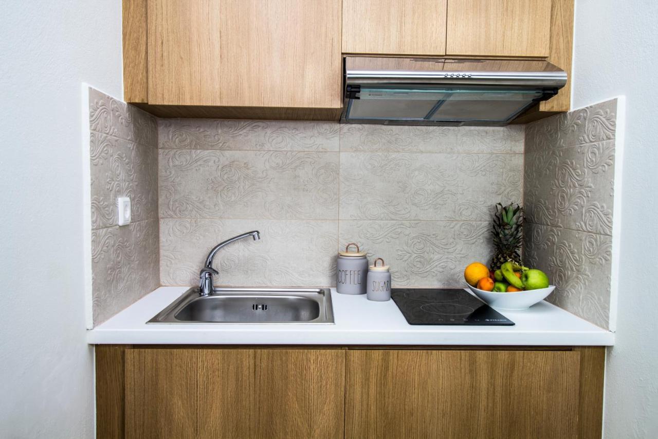 Elia Stalos Apartments 외부 사진
